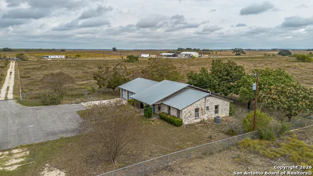 9325 Fm 1339 Martindale, TX 78655