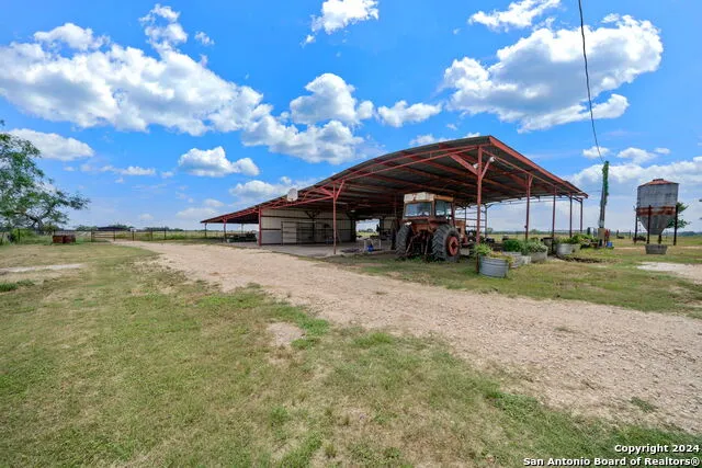 7307 New Sulphur Springs San Antonio, TX 78263
