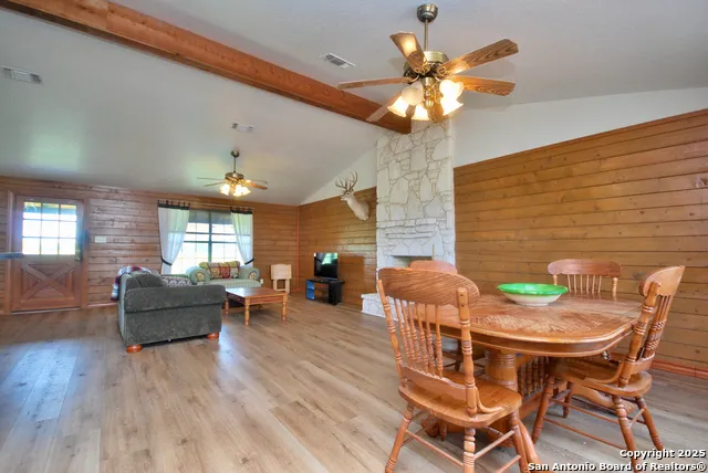 2725 Old Lehmann Seguin, TX 78155