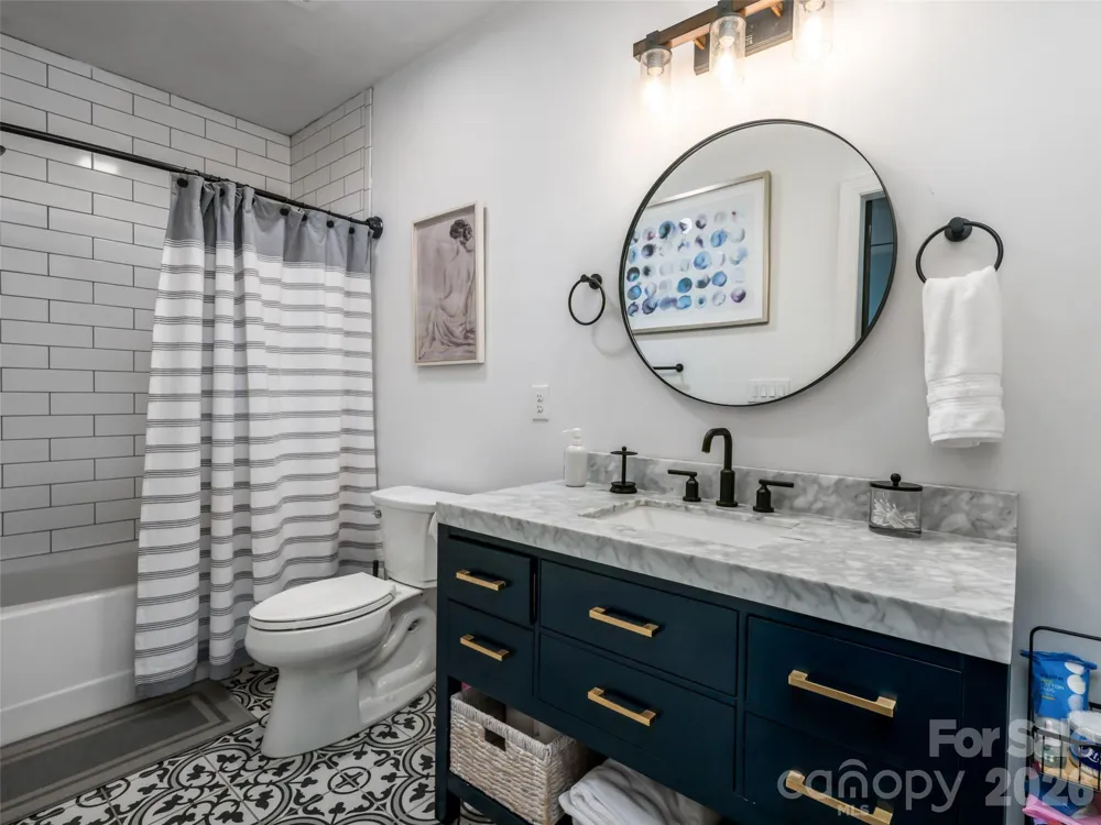 78 Boyd View Lane Mills River, NC 28759