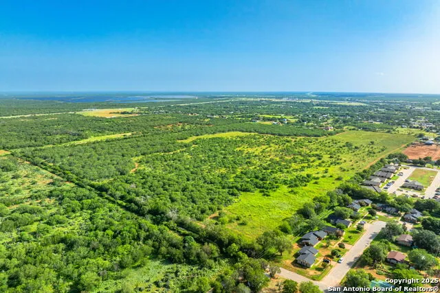 3911 County Road 1000 Pearsall, TX 78061