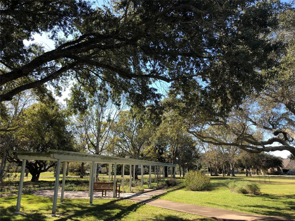 30934 Riverlake Rd Fulshear, TX 77441