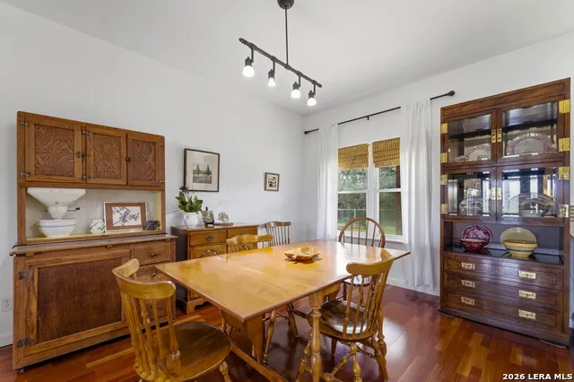 250 County Road 241 Hondo, TX 78861