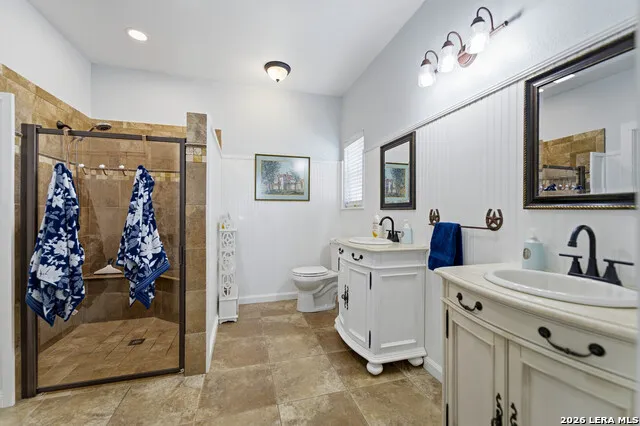 250 County Road 241 Hondo, TX 78861