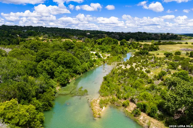 289 Hoot Owl Hollow Ingram, TX 78025