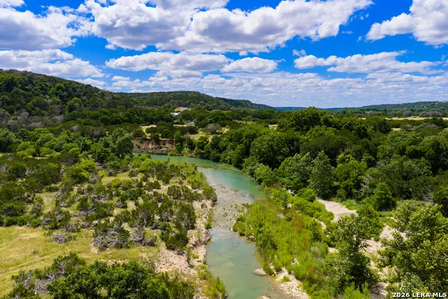 289 Hoot Owl Hollow Ingram, TX 78025