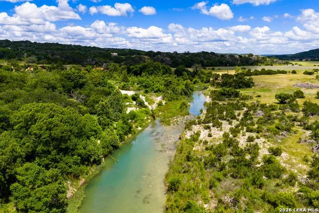 289 Hoot Owl Hollow Ingram, TX 78025