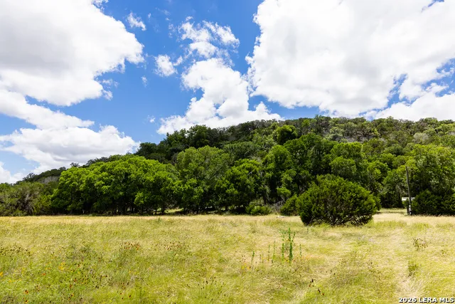 289 Hoot Owl Hollow Ingram, TX 78025
