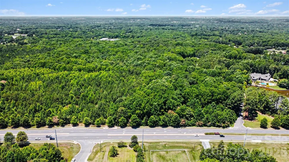 206 S Providence Road Waxhaw, NC 28173