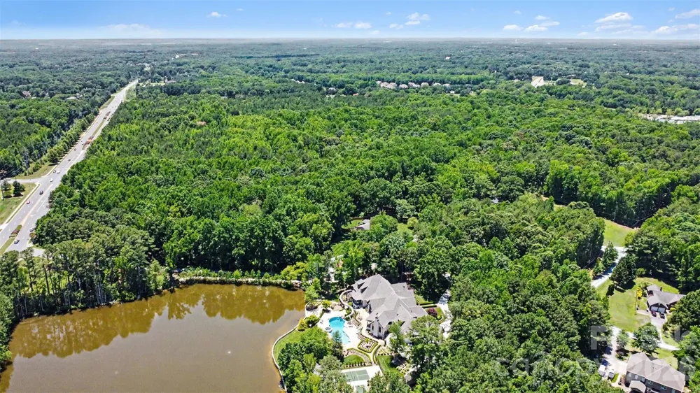 206 S Providence Road Waxhaw, NC 28173