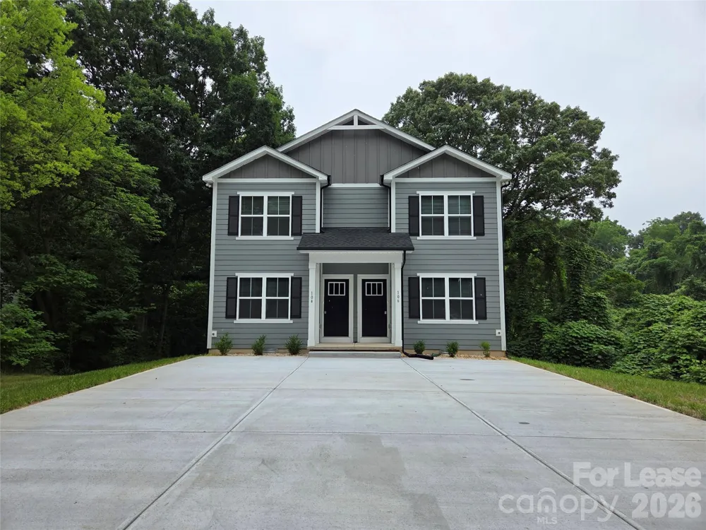 104 10th Avenue SE Hickory, NC 28602
