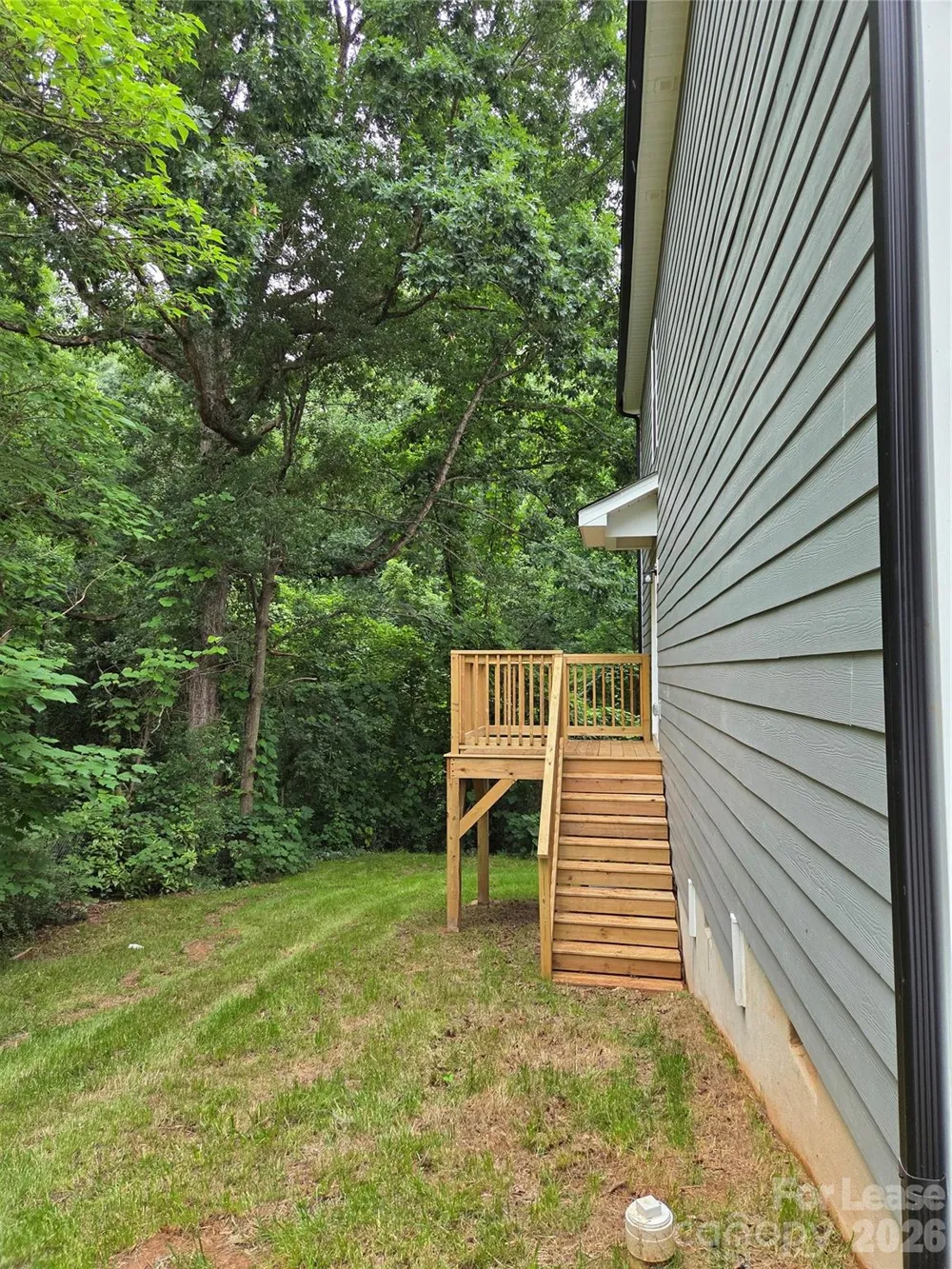 104 10th Avenue SE Hickory, NC 28602