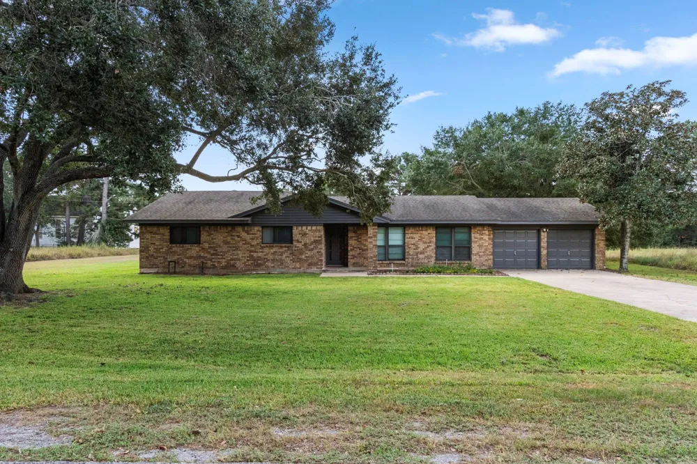 107 Bledsoe Street Prairie View, TX 77445