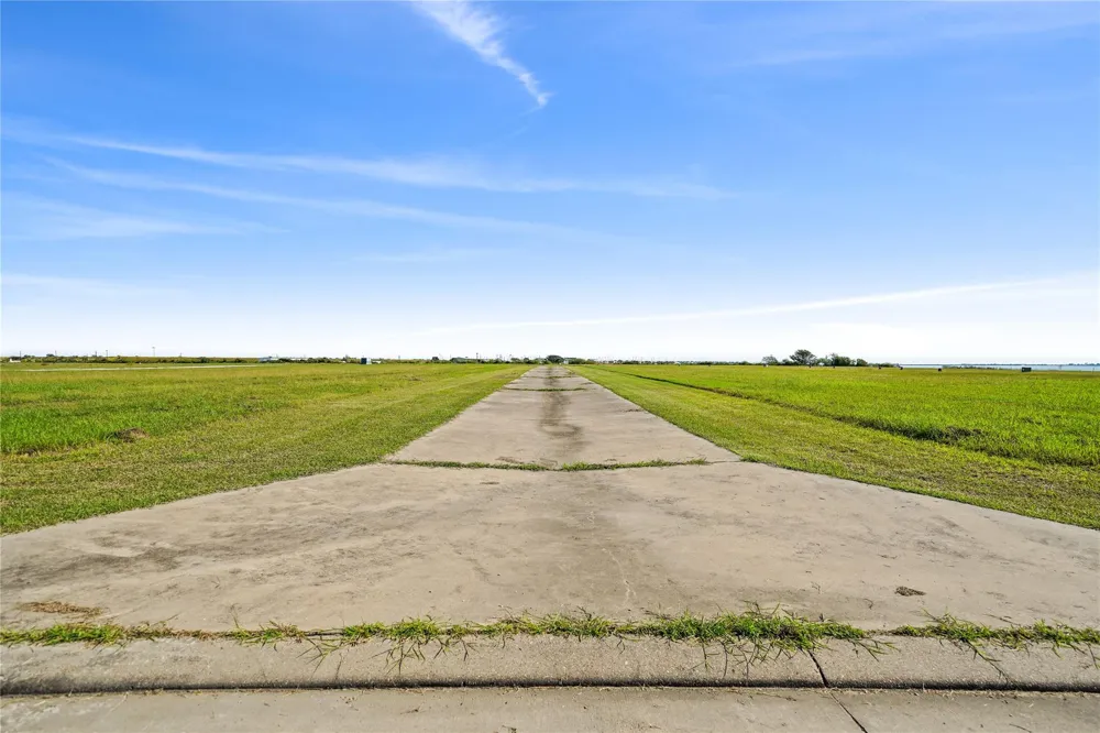 3050 Costa Springs Loop Palacios, TX 77465