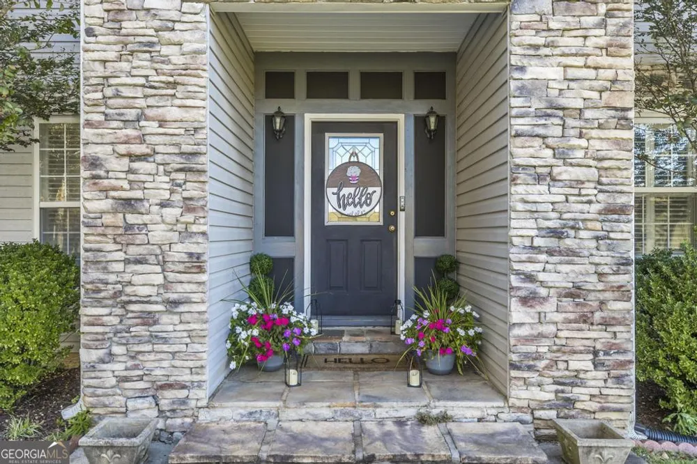 1550 Charlie Benson RD Forsyth, GA 31029