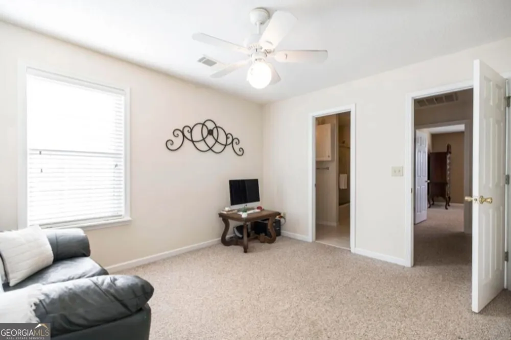 1550 Charlie Benson RD Forsyth, GA 31029