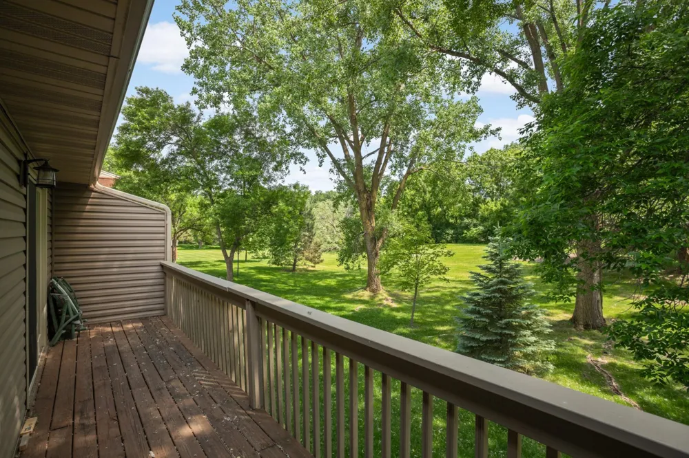 7623 Harold Avenue Golden Valley, MN 55427