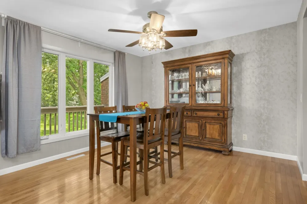 7623 Harold Avenue Golden Valley, MN 55427
