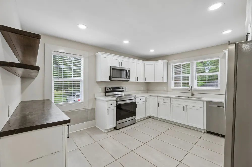 810 W Lincoln St Tullahoma, TN 37388