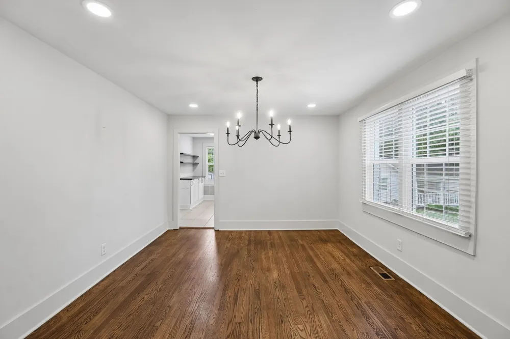 810 W Lincoln St Tullahoma, TN 37388