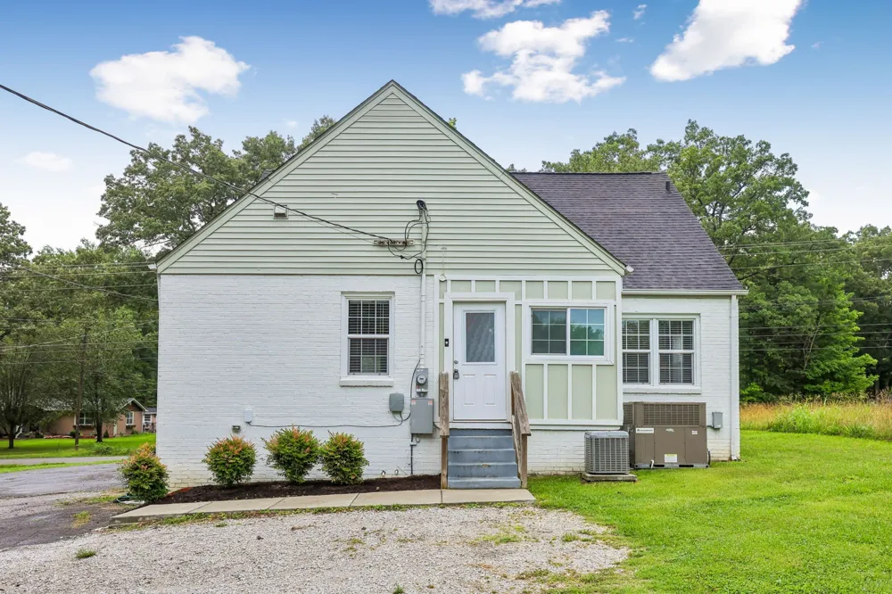 810 W Lincoln St Tullahoma, TN 37388