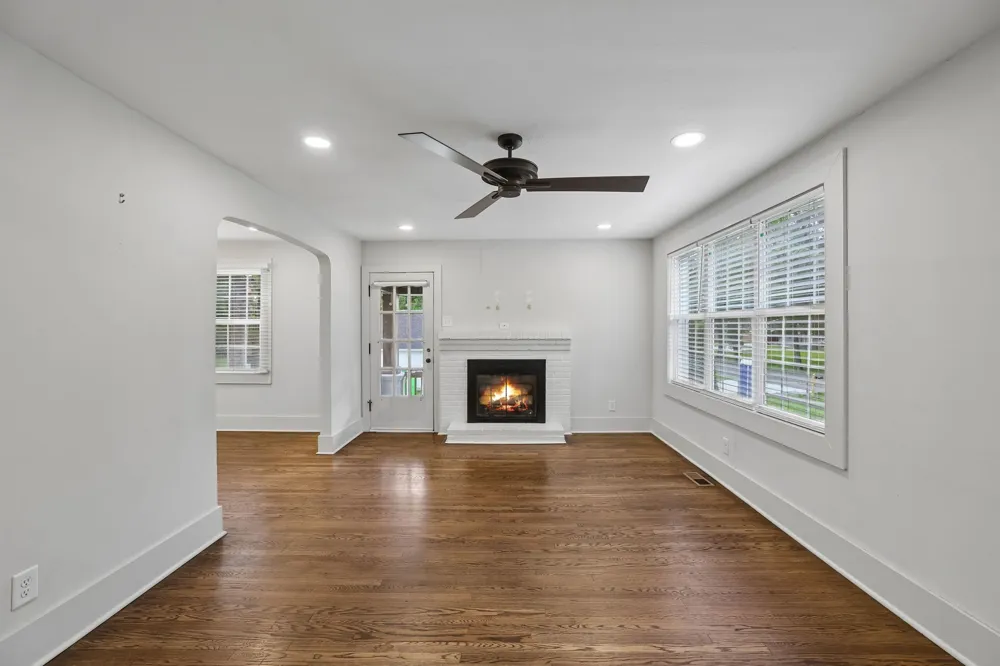 810 W Lincoln St Tullahoma, TN 37388
