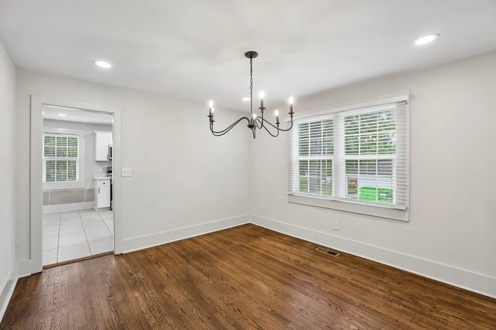 810 W Lincoln St Tullahoma, TN 37388