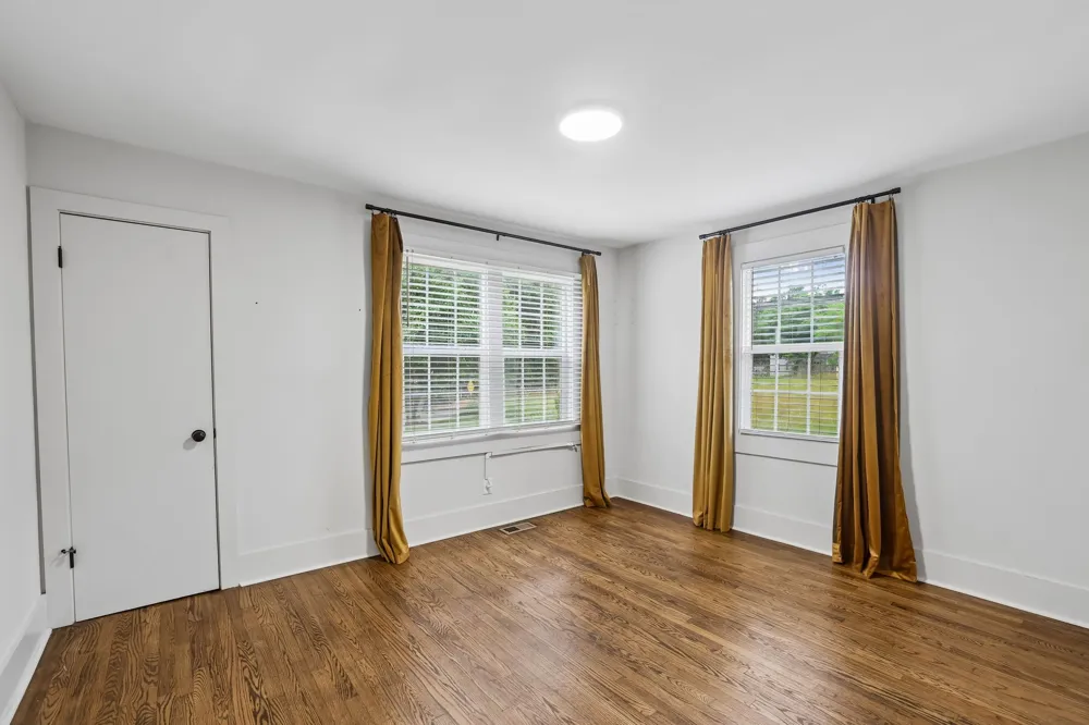 810 W Lincoln St Tullahoma, TN 37388