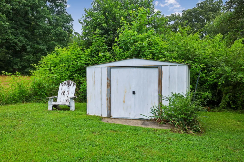 810 W Lincoln St Tullahoma, TN 37388