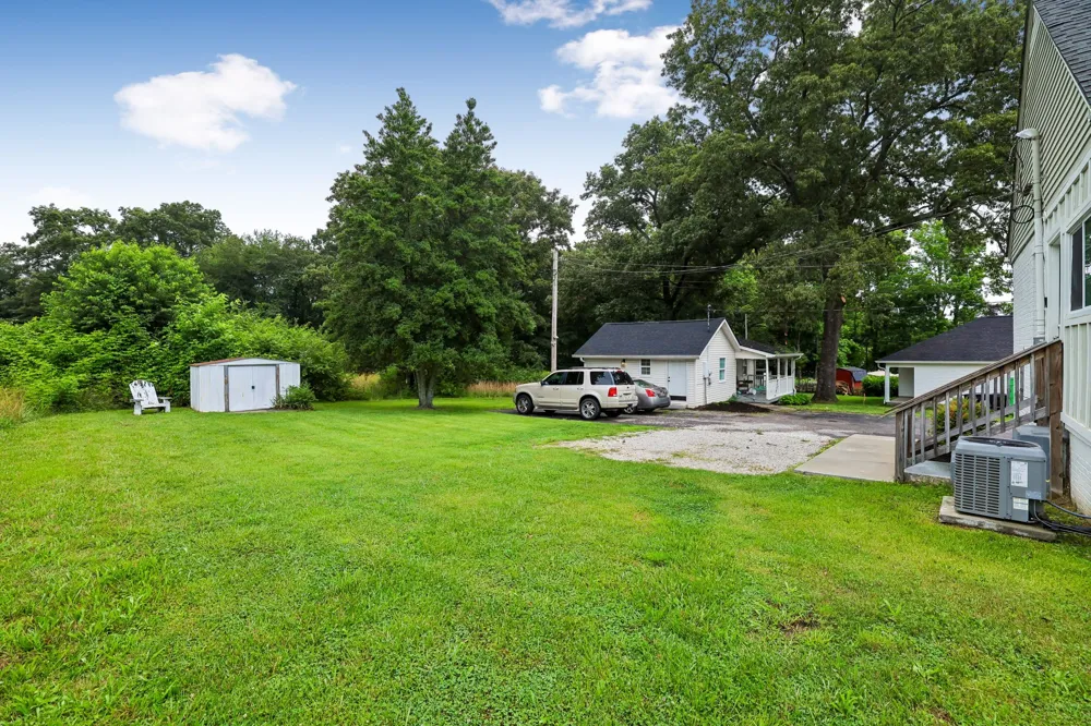 810 W Lincoln St Tullahoma, TN 37388
