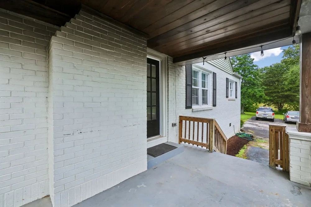 810 W Lincoln St Tullahoma, TN 37388