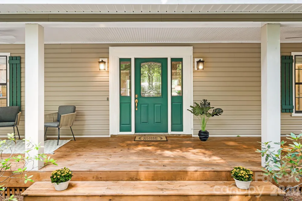 212 Riva Ridge Drive Fairview, NC 28730