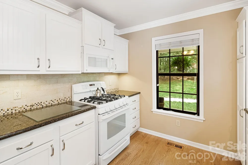 212 Riva Ridge Drive Fairview, NC 28730