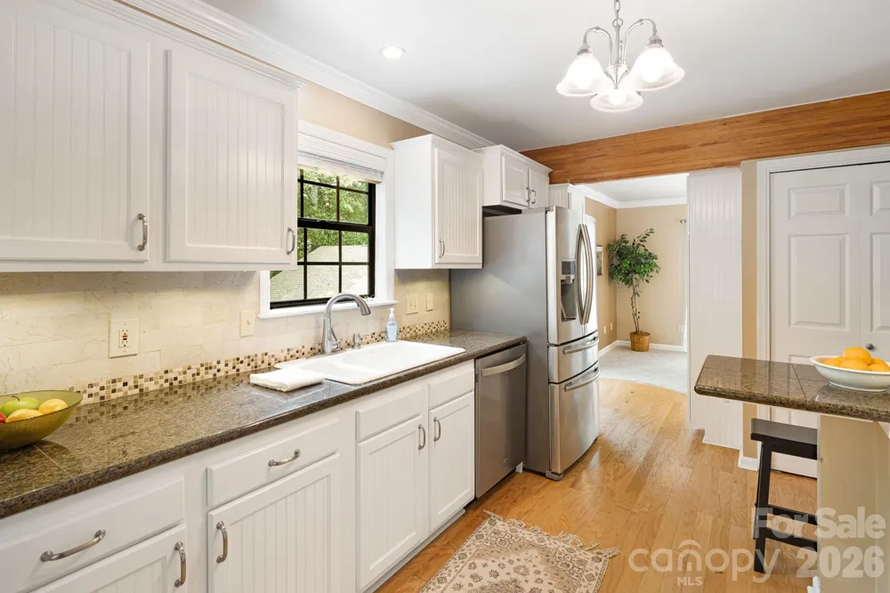 212 Riva Ridge Drive Fairview, NC 28730