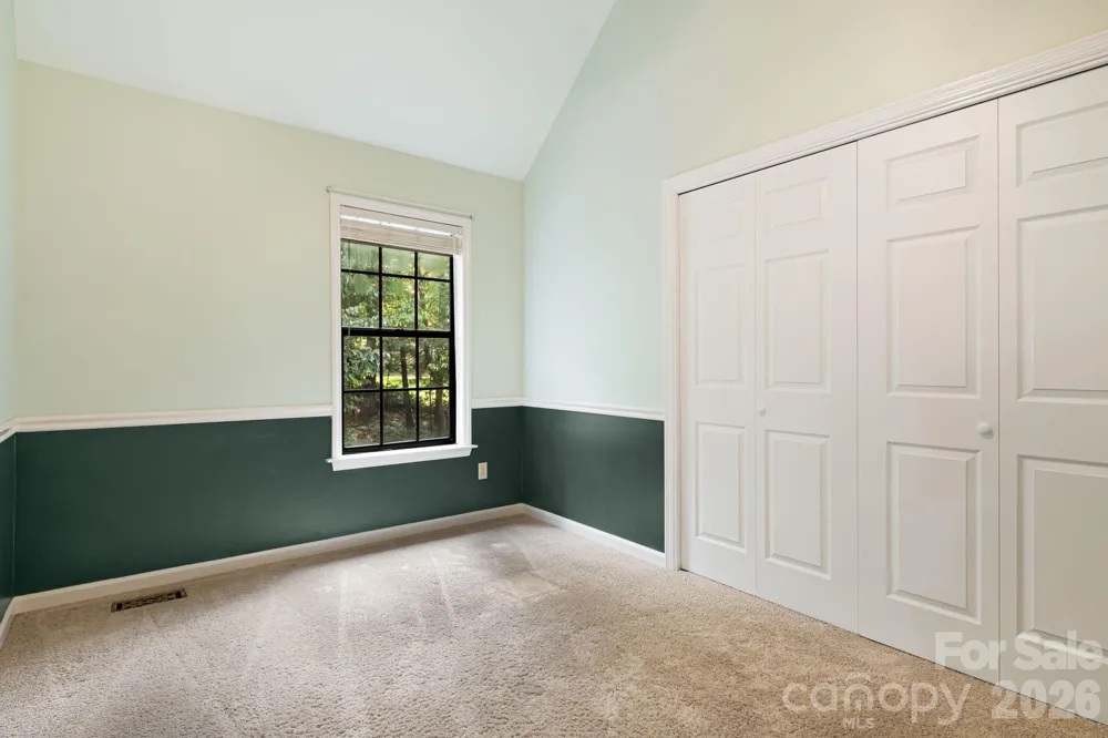 212 Riva Ridge Drive Fairview, NC 28730