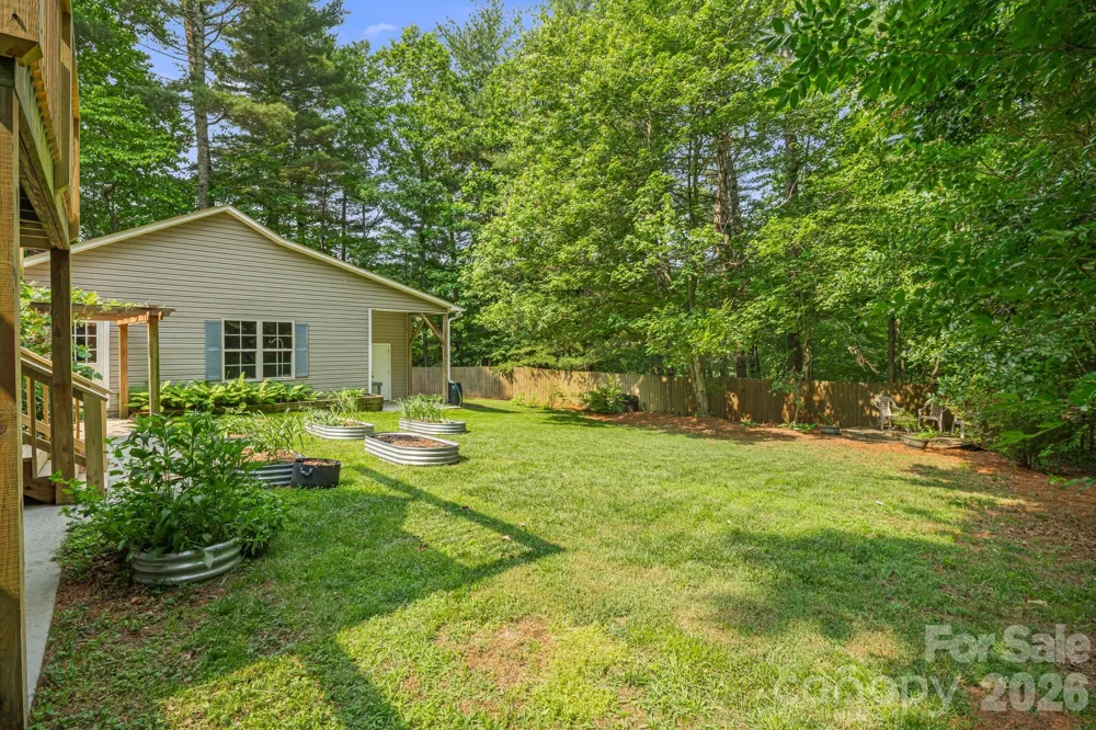212 Riva Ridge Drive Fairview, NC 28730