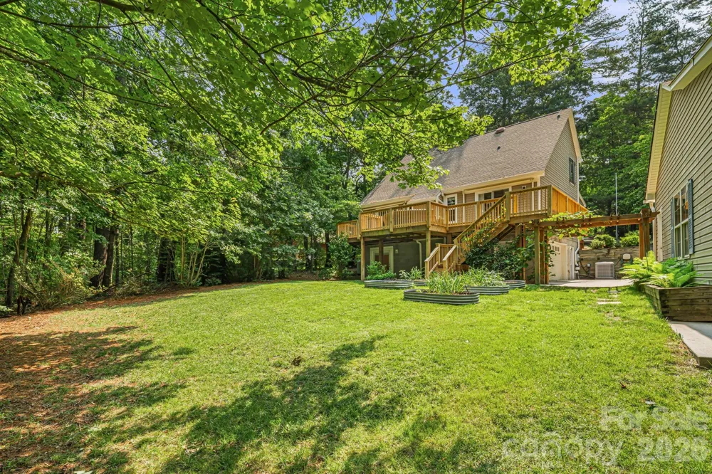 212 Riva Ridge Drive Fairview, NC 28730