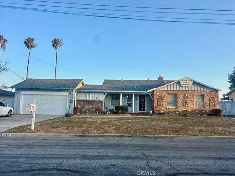 215 E Valencia Street