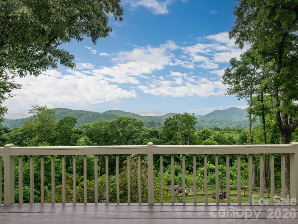 243 Pioneer Ridge Road Canton, NC 28716