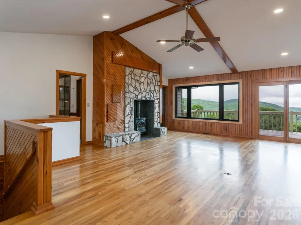 243 Pioneer Ridge Road Canton, NC 28716