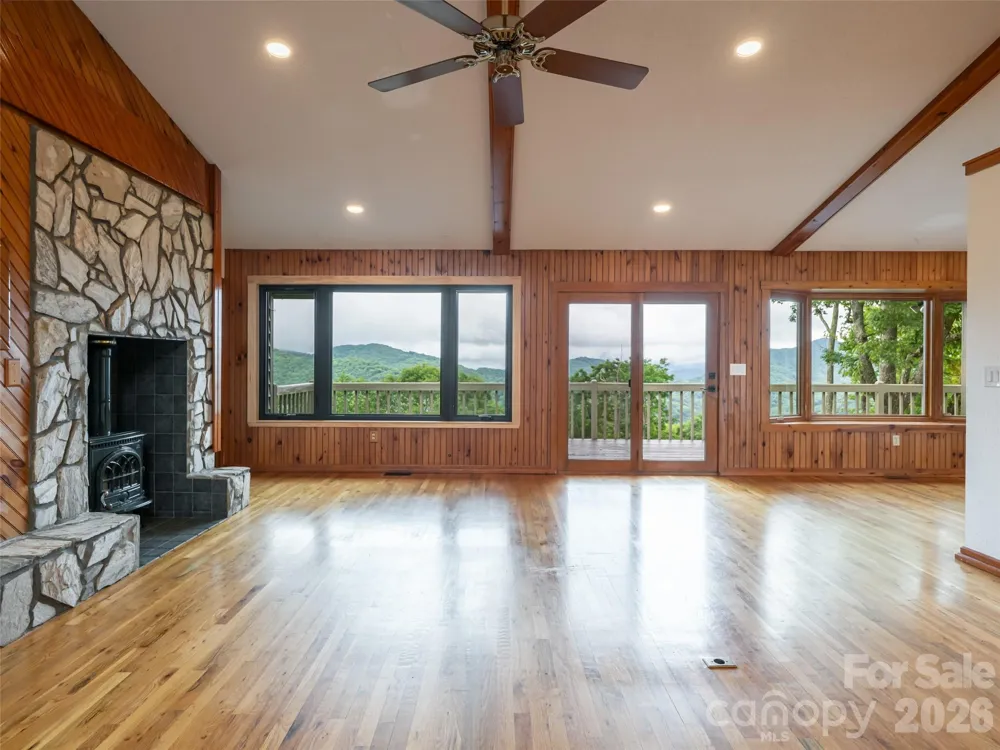 243 Pioneer Ridge Road Canton, NC 28716