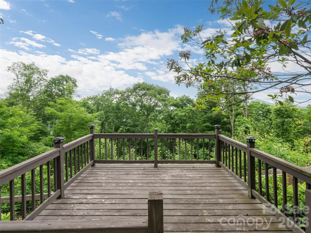 243 Pioneer Ridge Road Canton, NC 28716