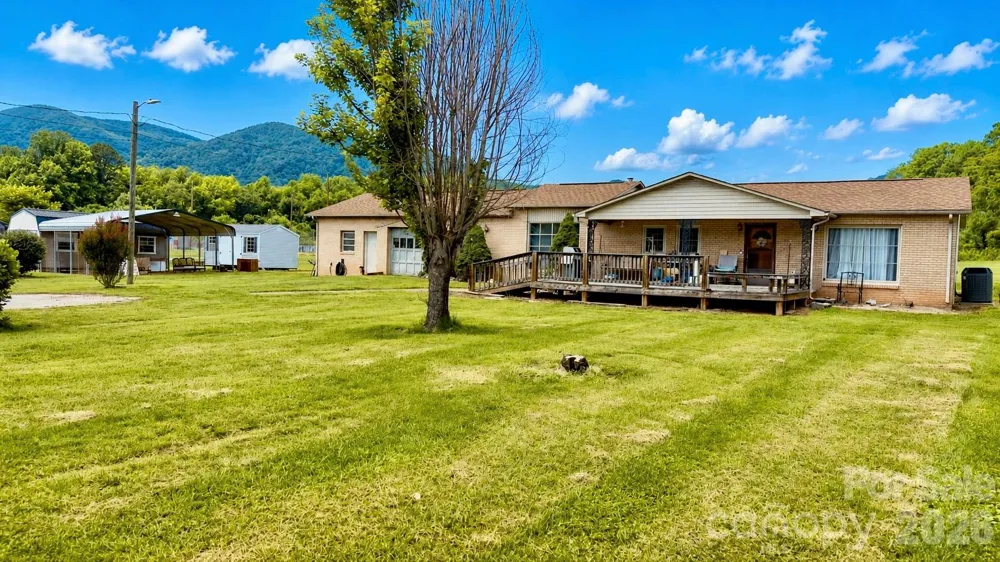 72 Circle Drive Marion, NC 28752