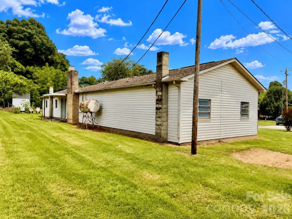 72 Circle Drive Marion, NC 28752
