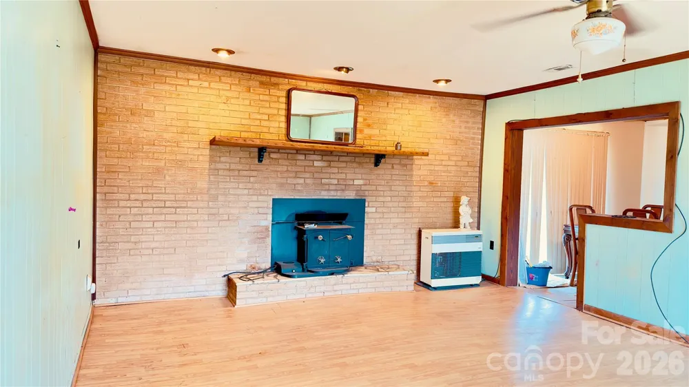 72 Circle Drive Marion, NC 28752