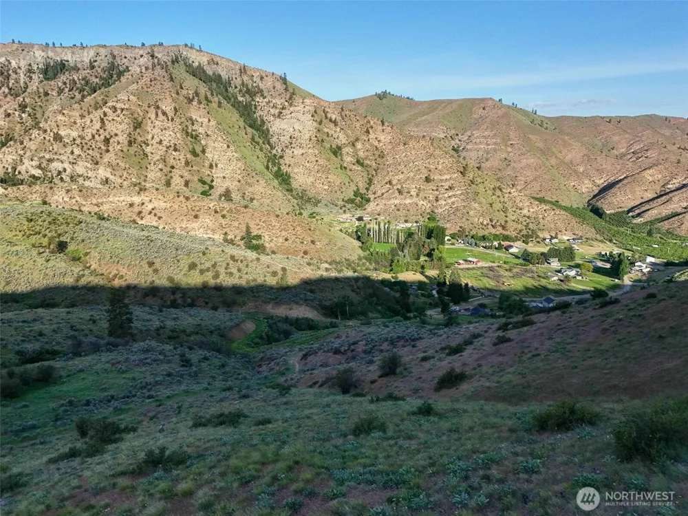 259 Juniper Lane Monitor, WA 98836
