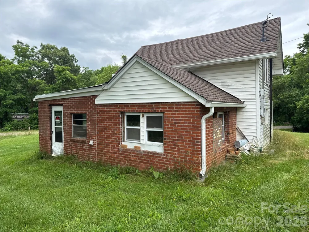 102 Ransom Road Clyde, NC 28721