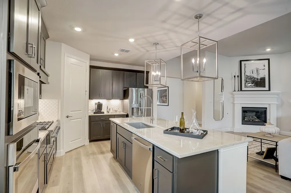 542 Chatham Street Oak Point, TX 75068
