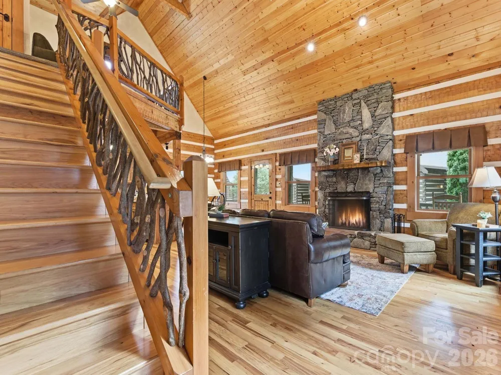 17 Rachels Circle Maggie Valley, NC 28751