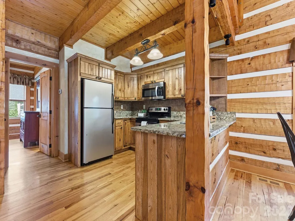 17 Rachels Circle Maggie Valley, NC 28751